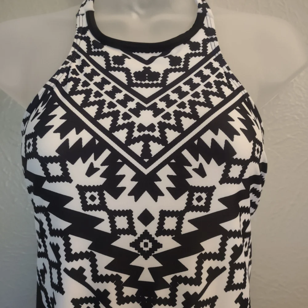 Tribal Print White Black High-Neck Halter One-Piece Swimsuit Size Large - Picture 8 of 12